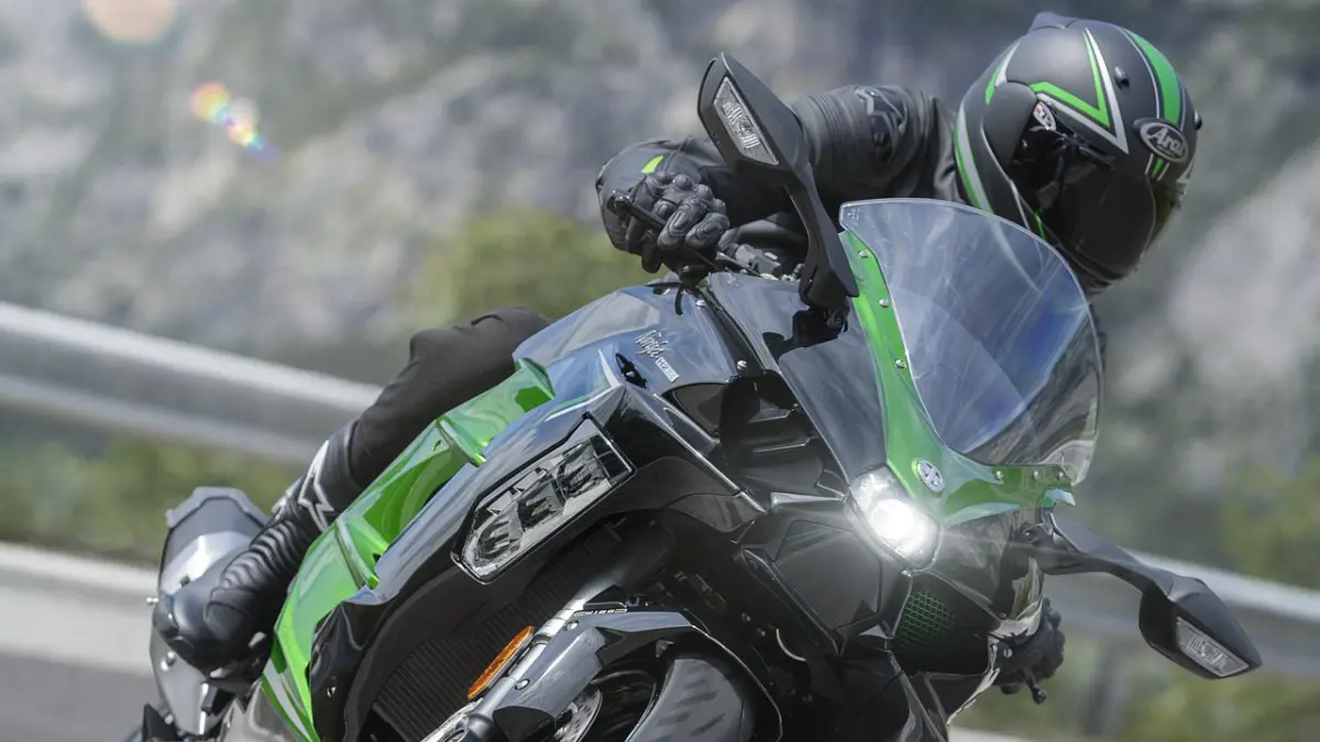 Kawasaki Ninja H2SX