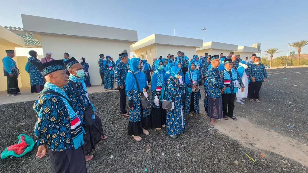 Jemaah Haji Nganjuk City Tour di Madinah