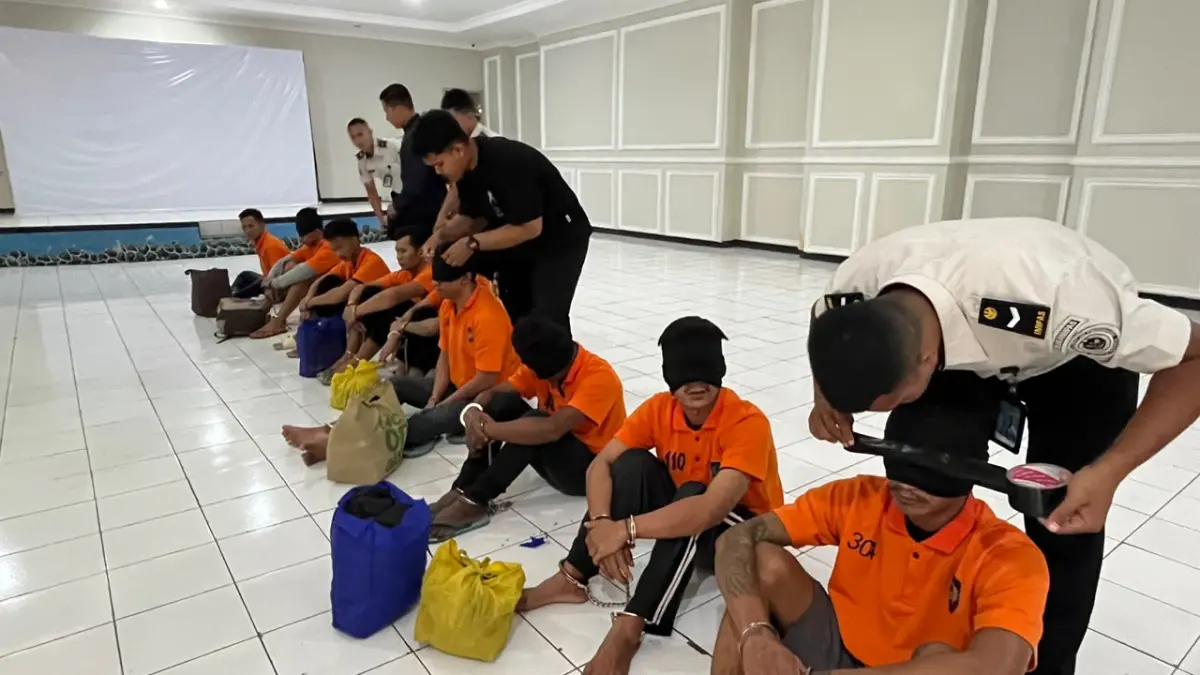 Pindah Sembilan Warga Binaan ke Lapas Madiun