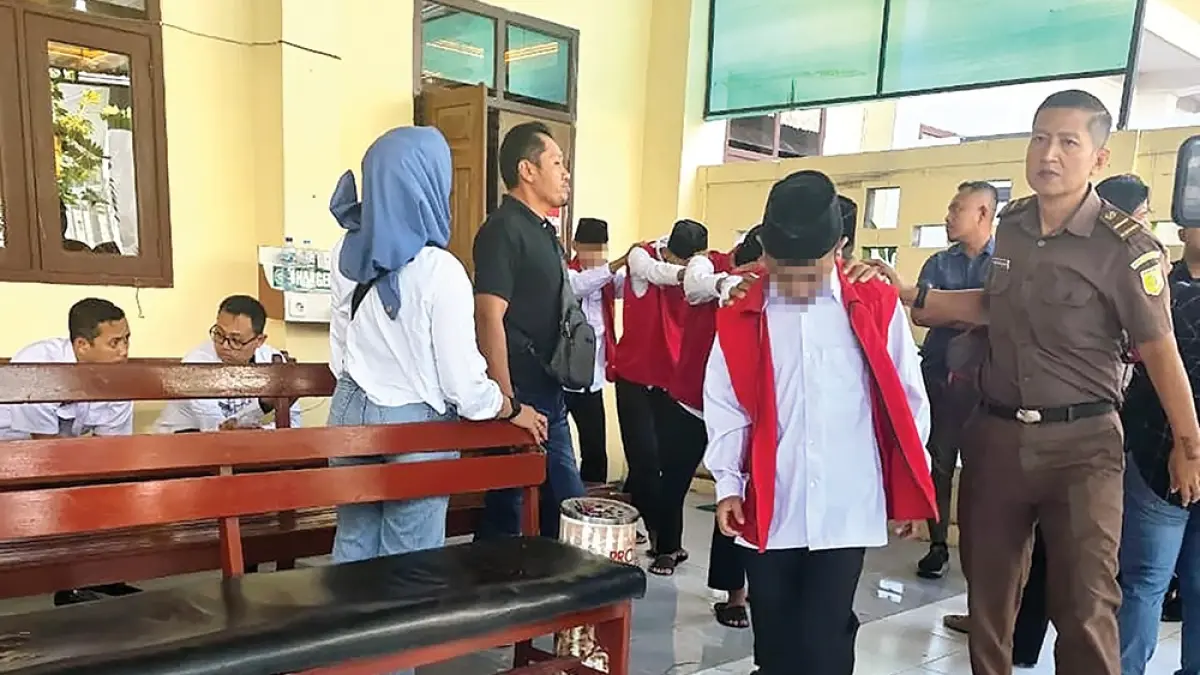 Mayoritas tersangka masih berstatus anak yang berhadapan dengan hukum (ABH), sehingga proses persidangan dilakukan berdasarkan ketentuan Undang-Undang Sistem Peradilan Pidana Anak (SPPA). (novanda nirwana/jprk)