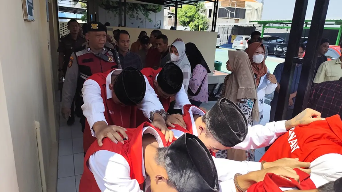 "Terdakwa pengeroyokan Minal Kosirin akan mengikuti sidang secara online di Rumah Tahanan (Rutan) Nganjuk,"ujarnya. (novanda nirwana/jprk)
