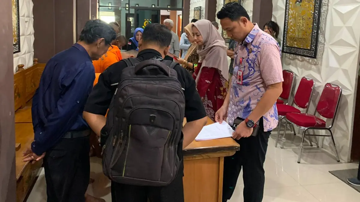 "Untuk pelaku anak biasanya akan dibawa ke Lembaga Pembinaan Khusus Anak (LPKA)", ujar Kepala Seksi Intelijen Kejaksaan Negeri (Kejari) Nganjuk Koko Roby Yahya. (novanda nirwana/jprk)