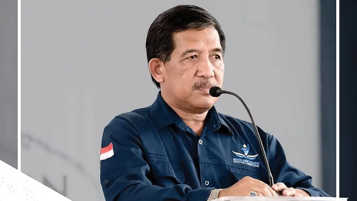 BERPENGALAMAN: Kepala SMKN 1 Nganjuk Gaguk Wiyono Heru beri sambutan. (karen wibi/JPRK)
