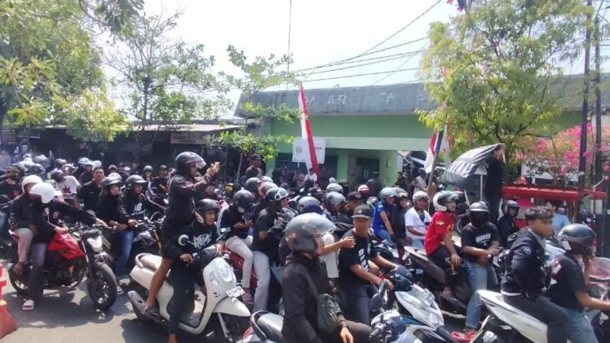 Sebelumnya, 18 terdakwa anak dalam perkara pengeroyokan tersebut telah menjalani persidangan di Pengadilan Negeri (PN) Nganjuk. (novanda nirwana/jprk)