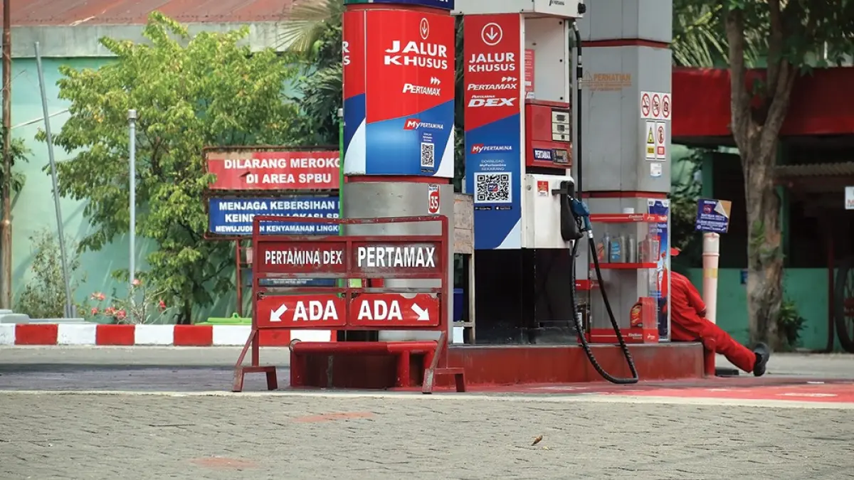 Masyarakat di desil 9 dan 10 wajib menggunakan BBM jenis non-subsidi. (karen wibi/jprk)