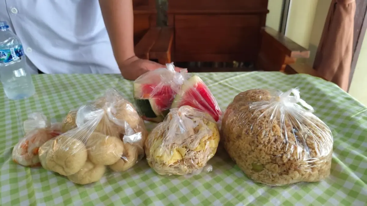 Menu makanan MBG yang membuat puluhan siswa SMA asal Nganjuk keracunan
