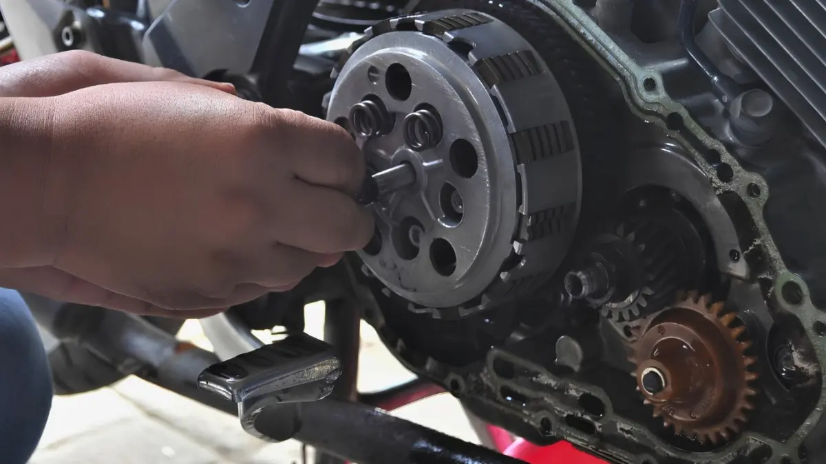 Rumah kopling motor manual