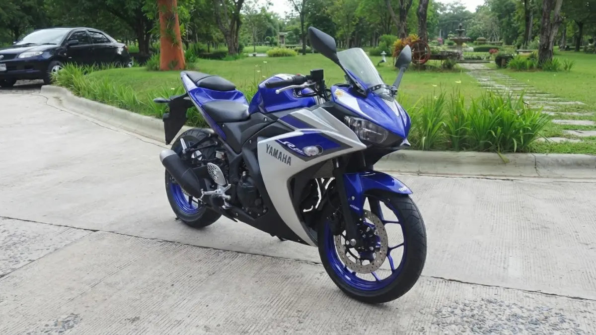 Yamaha R25