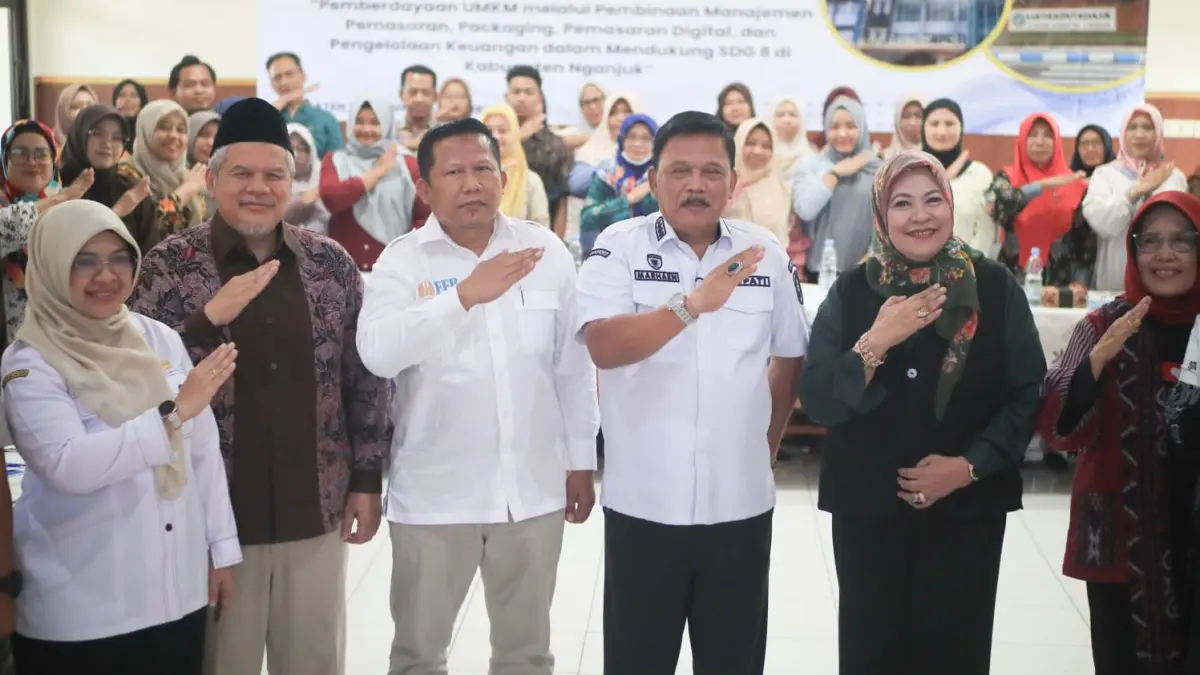 Bupati Marhaen Gandeng Unesa, Dorong UMKM dan Karang Taruna Naik Kelas