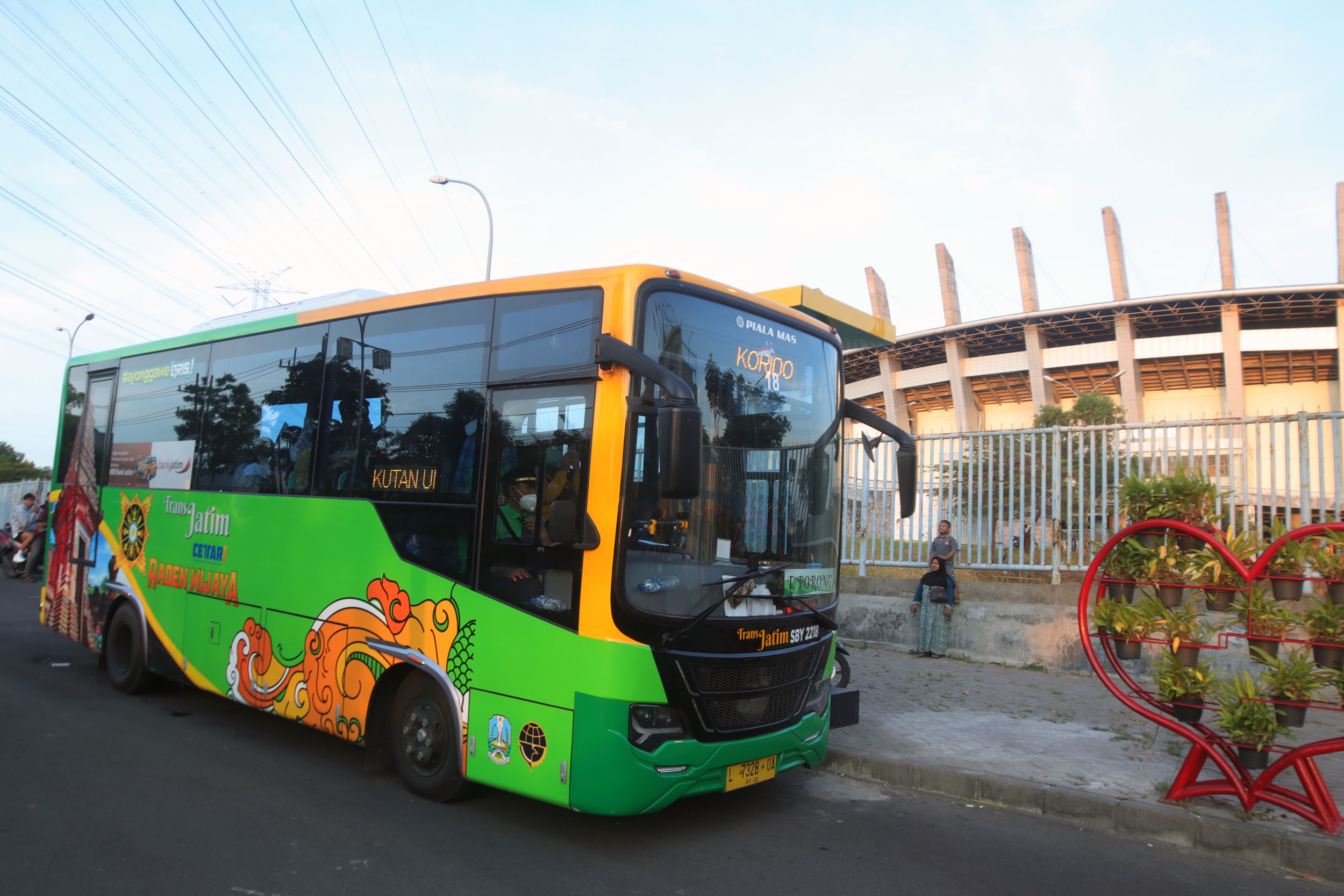 TRANSPORTASI MASSAL: Saat ini suah ada tiga koridor Bus Trans Jatim, nantinya akan ditambah hingga sepuluh koridor.