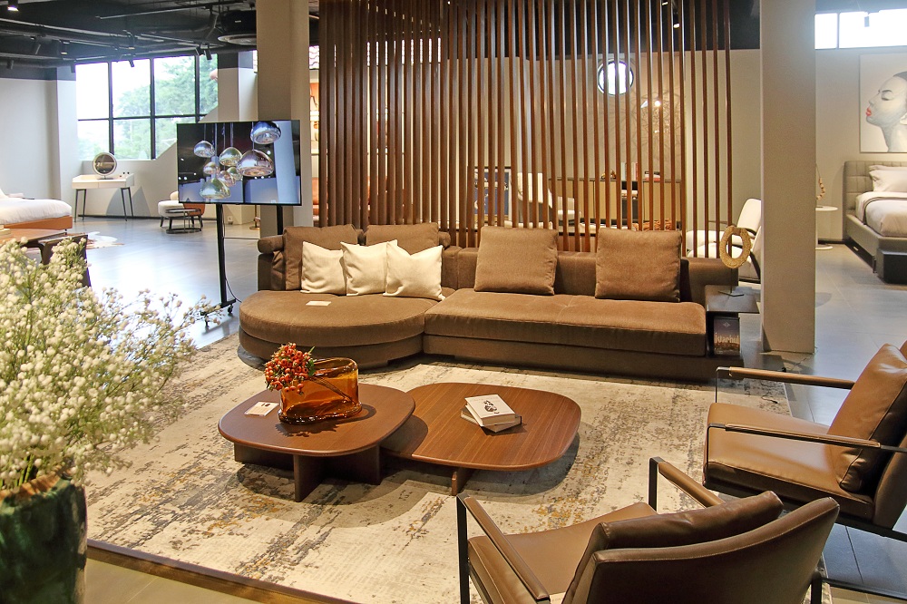 STYLISH: Prive terkenal dengan furnitur bergaya Italia, berkualitas tinggi namun juga mudah dipadupadankan dengan dengan selera individu pemilik rumah.