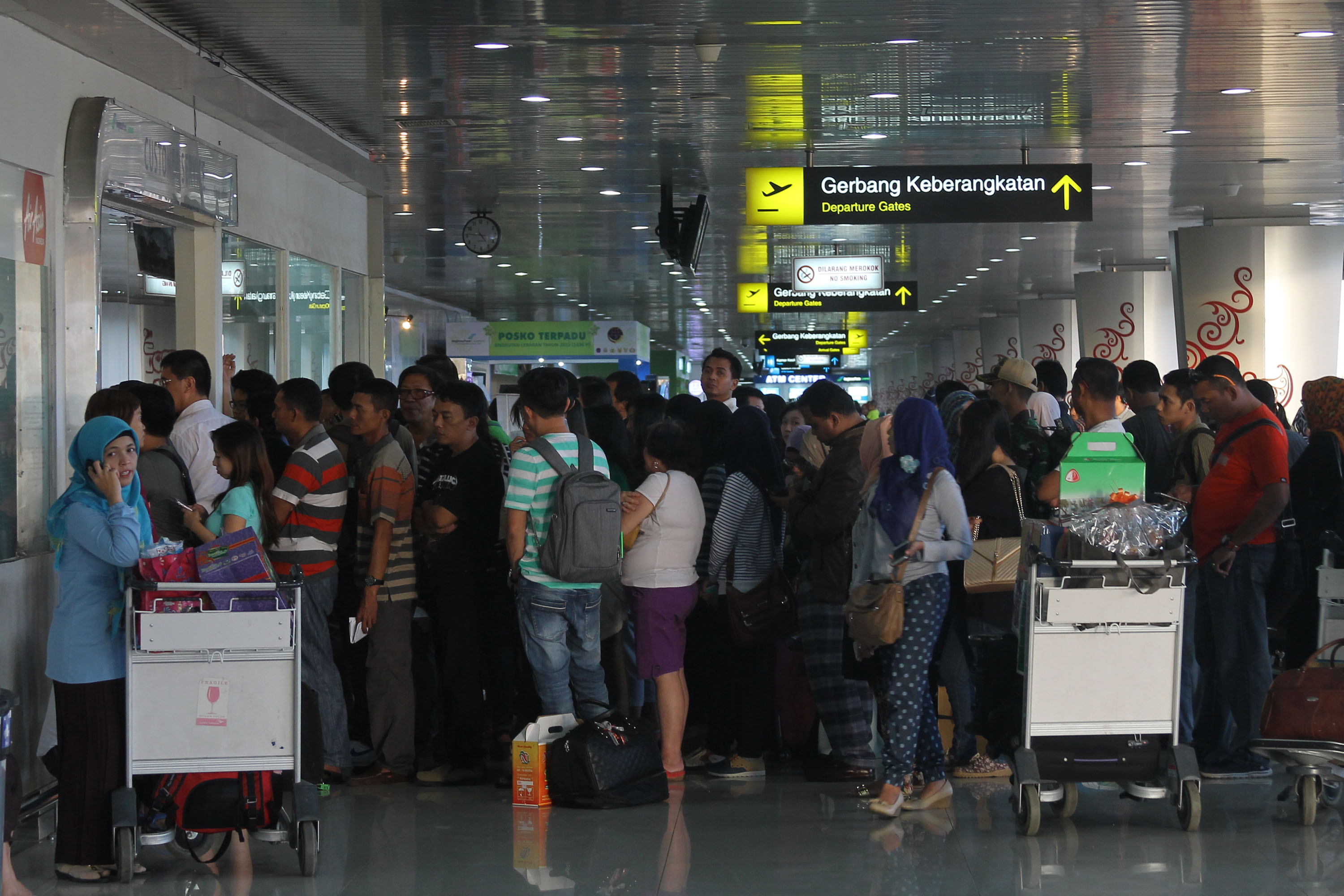 PUNCAK MOBILITAS: Di Bandara Juanda Surabaya telah melayani 302.366 pergerakan penumpang dan 1.993 pergerakan pesawat udara.