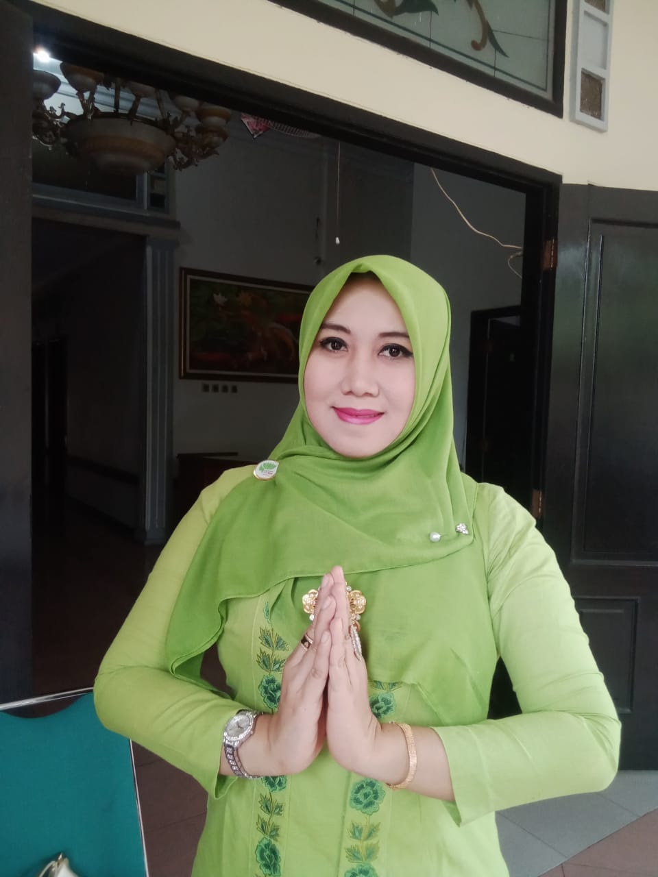 Dr Lia Istifhama, M.E.I, putri tokoh NU KH Masykur Hasyim ini bukan hanya terkenal sebatas aktivis dan politisi. Namun, perempuan yang akrab disapa Ning Lia ini juga aktif mengisi berbagai forum.