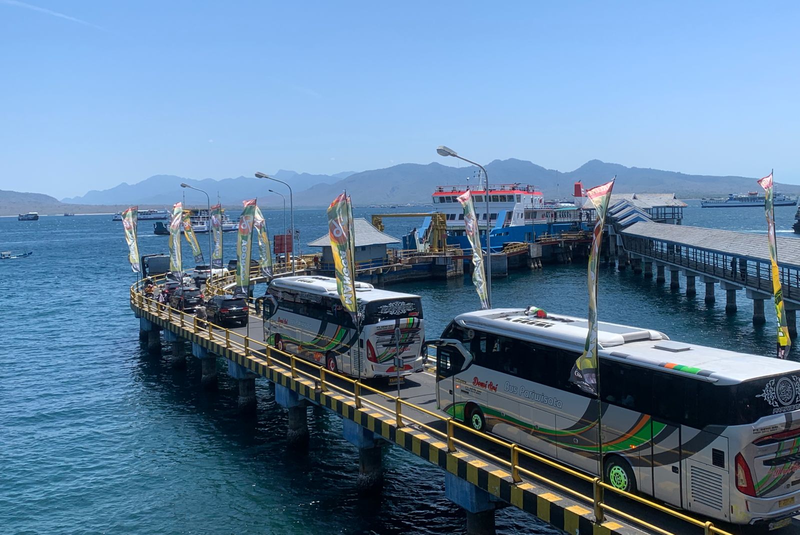 MENINGKAT: Terjadi kenaikan penumpang 14 persen dan kendaraan 16 persen selama periode Nataru 2023/2024 di 10 Lintasan Pantauan Nasional.