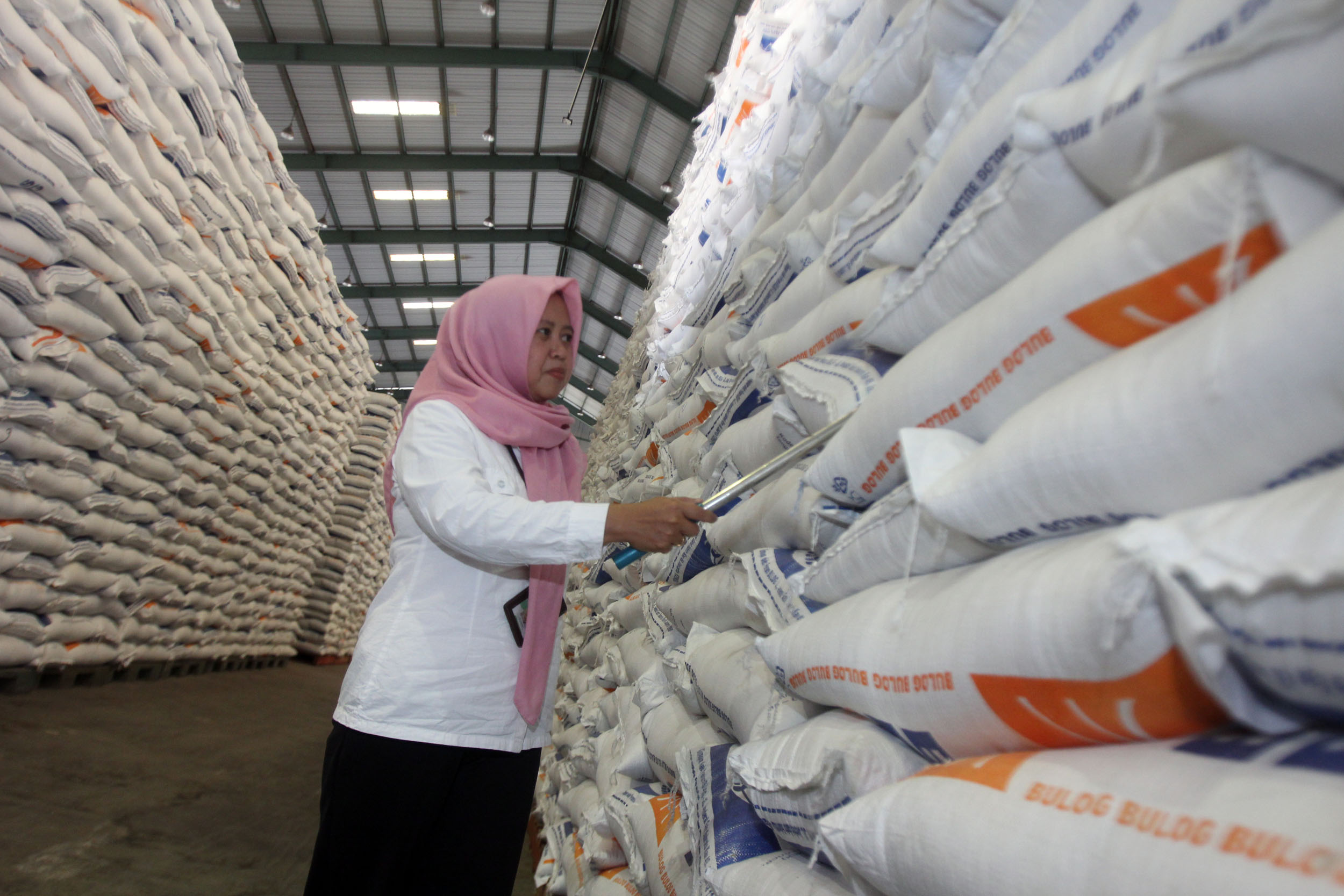 Kementerian Perdagangan memastikan pasokan bahan pangan menjelang Ramadan aman dan memadai.