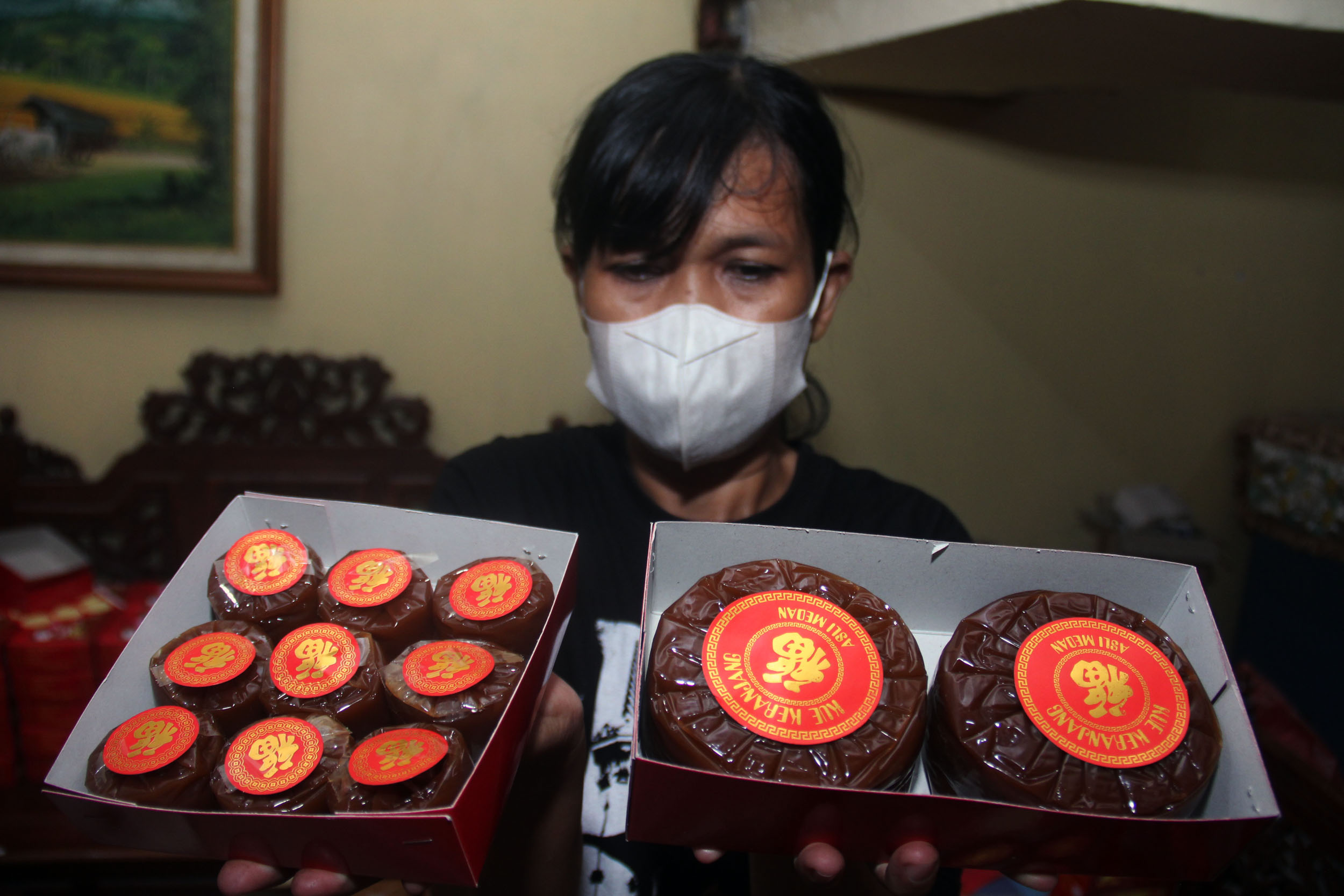 Tradisi Imlek sangat lekat dengan beberapa sajian makanan penuh filosofi yang selalu hadir dalam perayaan Imlek.