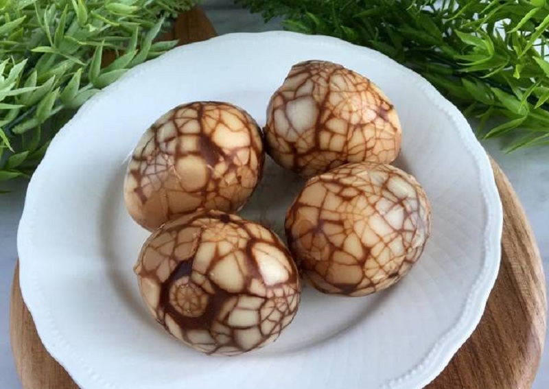 Telur rendam teh