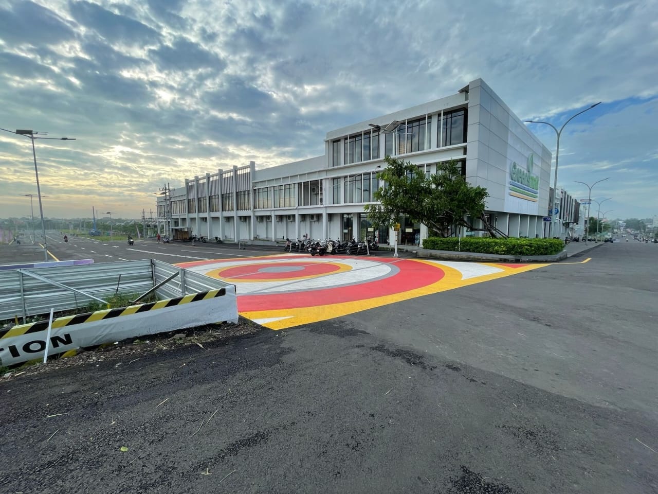 LOKASI STRATEGIS: Pembangunan CBD Boulevard Citraland Driyorejo terus dikebut, ditargetkan serah terima akhir tahun ini.