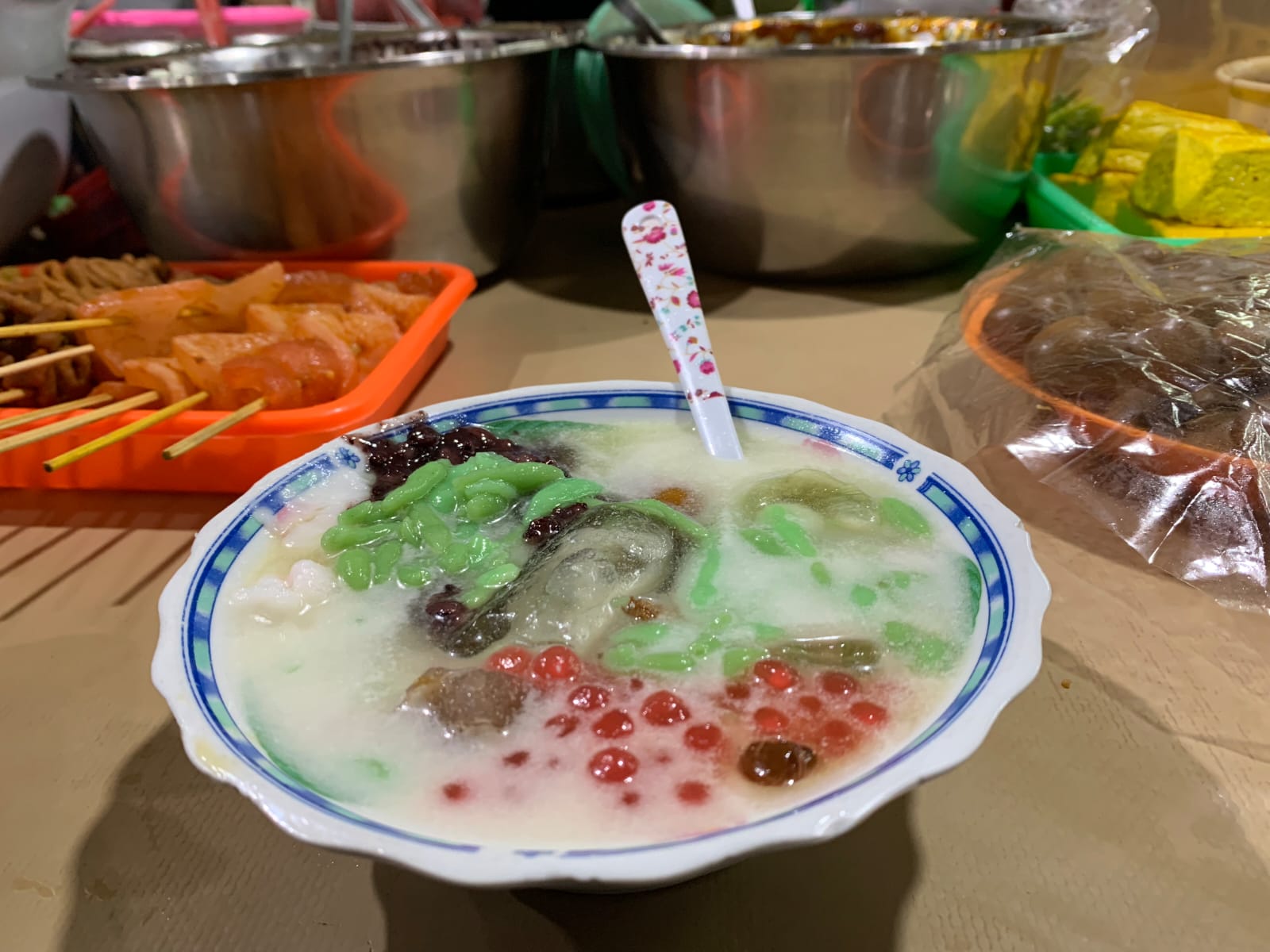 Es dawet yang segar sangat cocok dinikmati di cuaca yang panas.