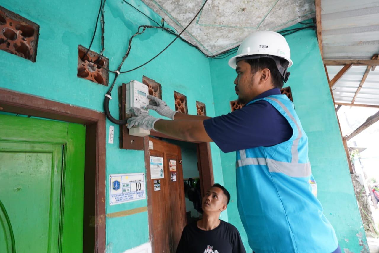 PLN menghadirkan promo diskon tambah daya listrik selama bulan Ramadan.