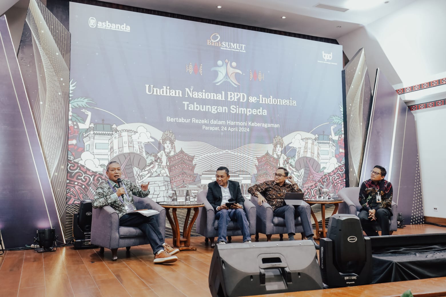 Suasana Seminar Nasional BPD se-Indonesia bertajuk &lsquo;Peran Digitalisasi Keuangan dalam Mendukung Pertumbuhan Ekonomi Daerah&rsquo;.