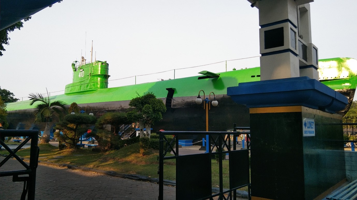 Monumen Kapal Selam.