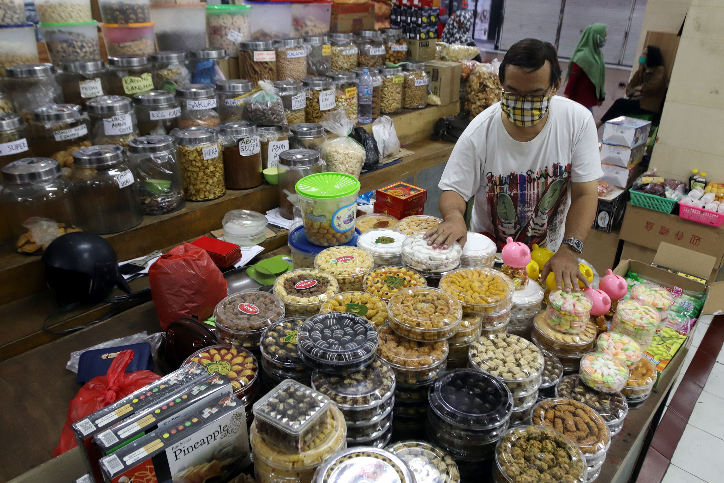 TINGKATKAN DAYA SAING: Pemerintah memberi batas kelonggaran sertifikat halal bagi produk perdagangan hingga 17 Oktober 2024.