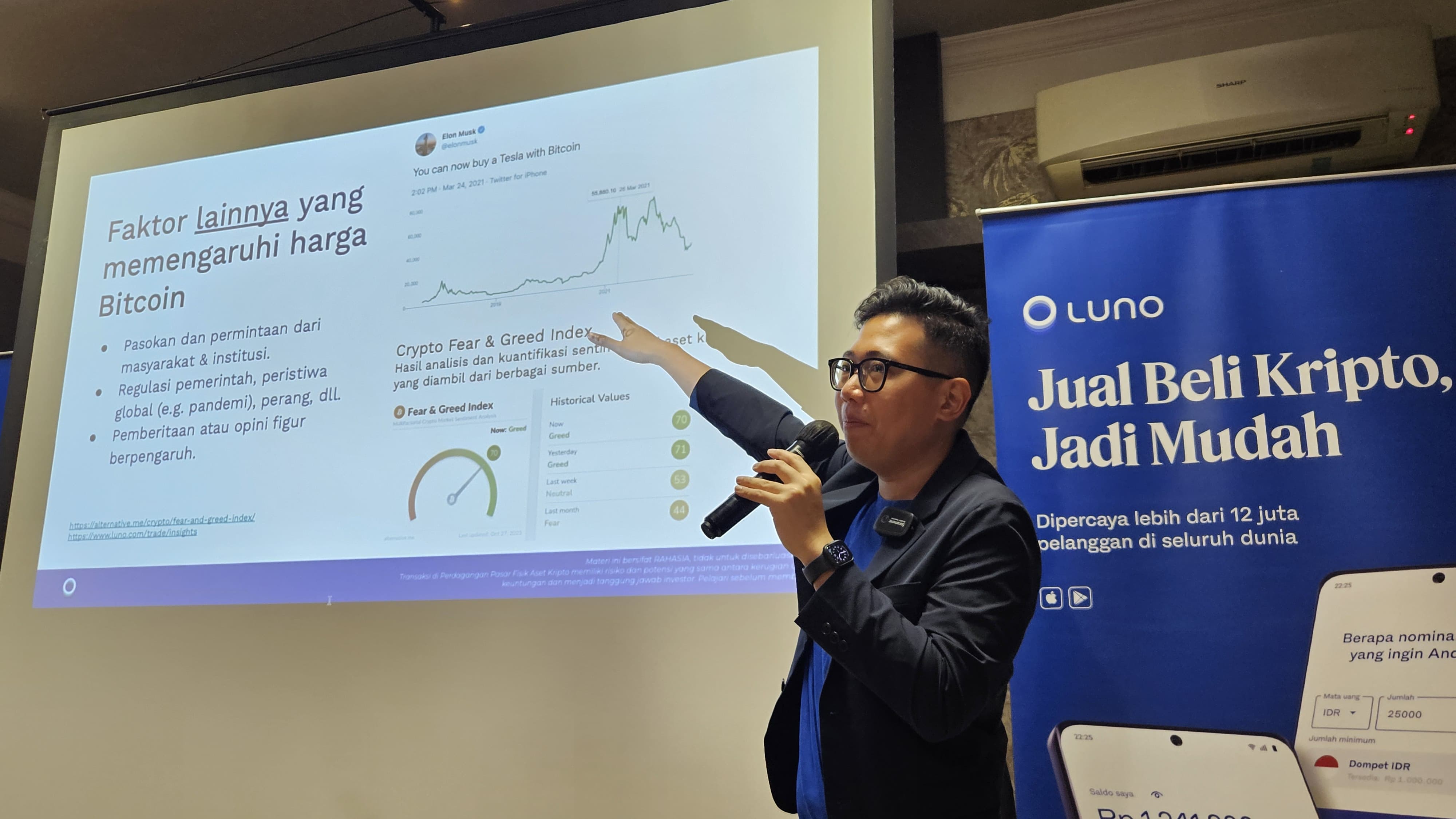 Aditya wirawan saat memberikan penjelasan bagaimana berinvestasi aset kripto yang aman dan legal.