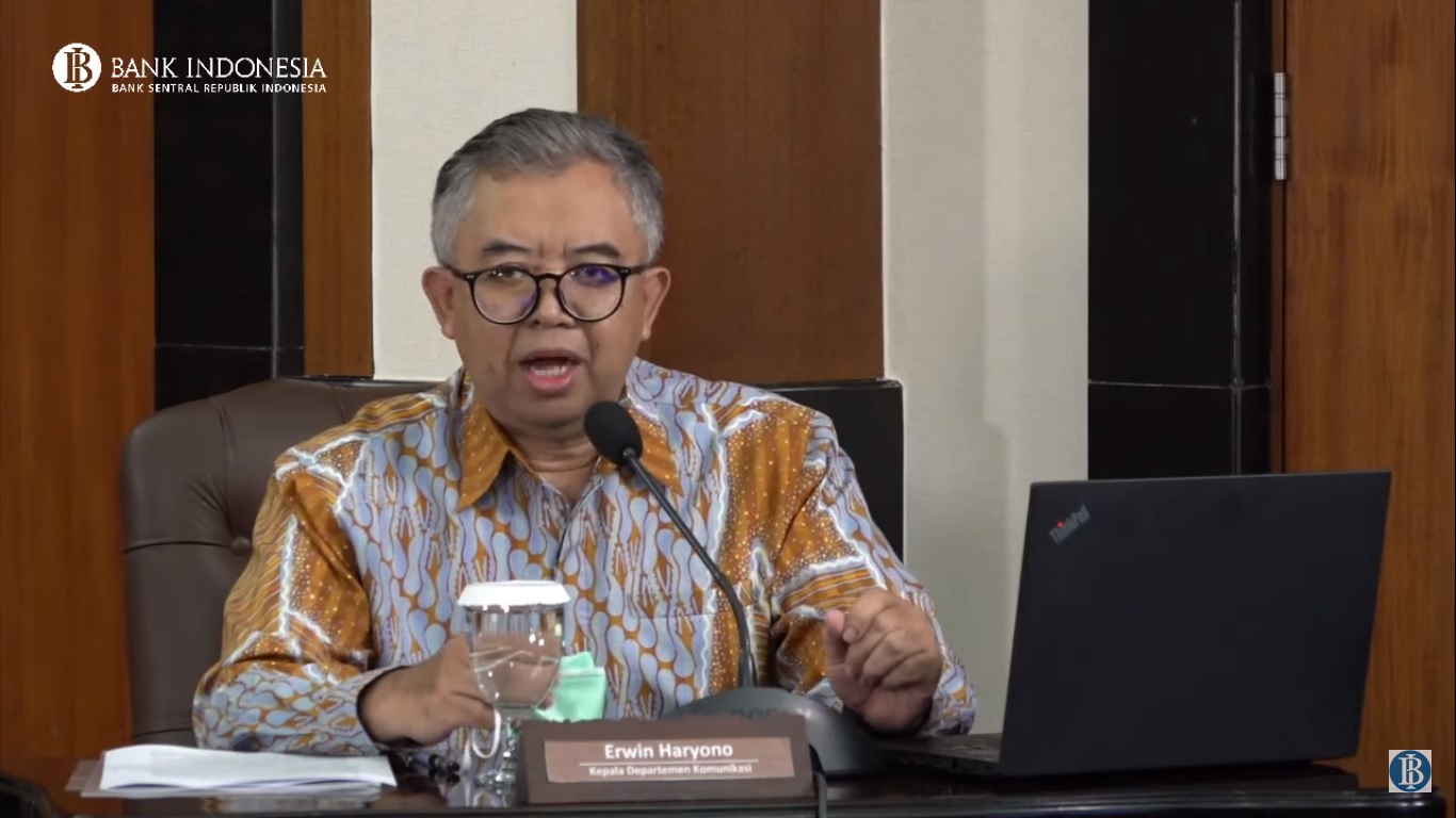 Asisten Gubernur, Kepala Departemen Komunikasi BI Erwin Haryono.
