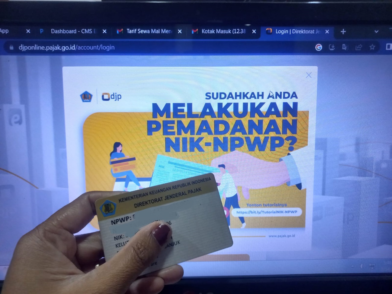 DIBATASI HINGGA AKHIR TAHUN: Pemadanan NIK dengan NPWP telah mencapai 99 persen.