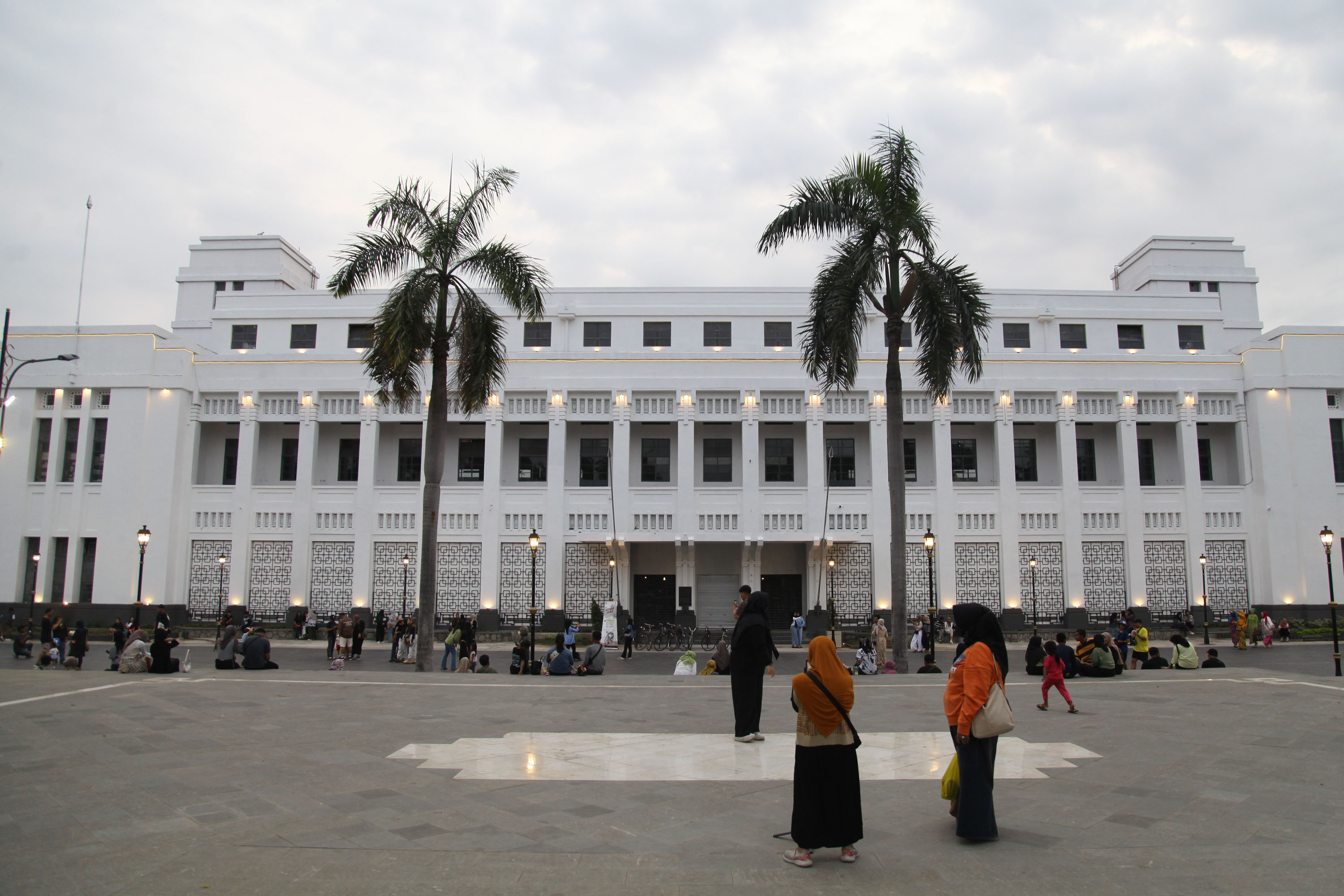 Gedung Internatio.