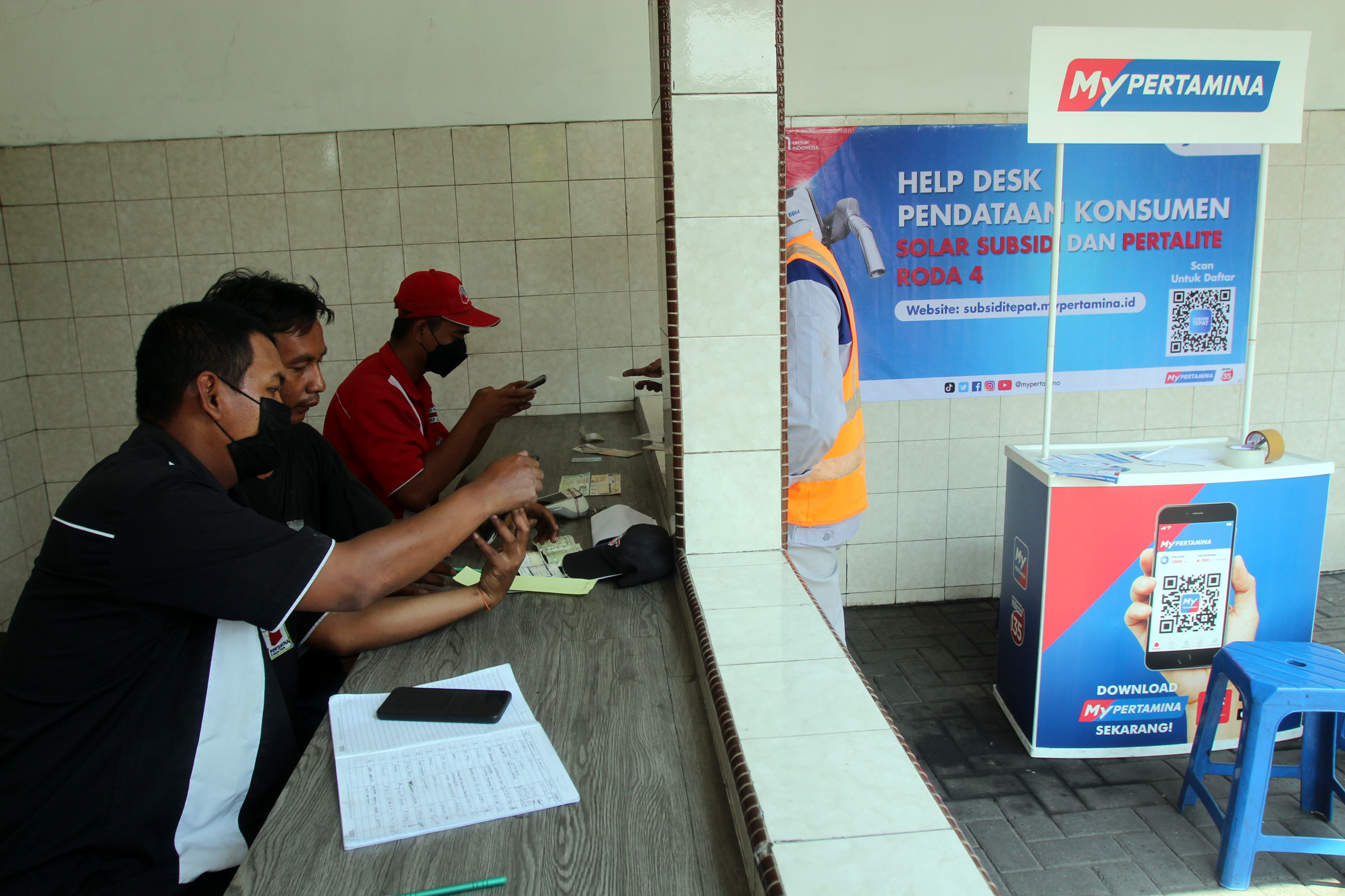 AGAR TRANSPARAN: Pendataan pengguna pertalite dilakukan untuk mencatat transaksi BBM penugasan secara lebih baik.