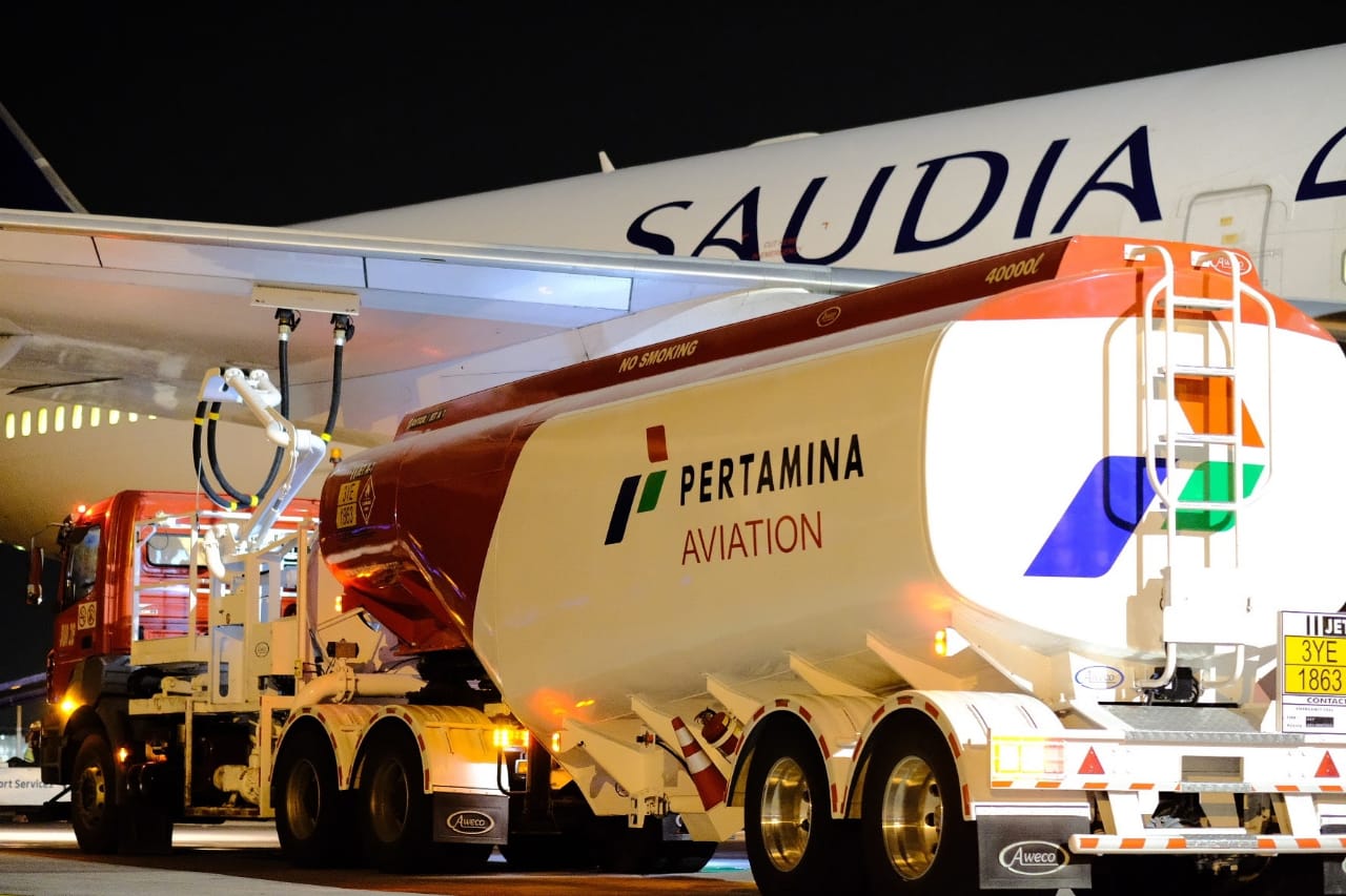 Pertamina Patra Niaga sukses menyalurkan avtur ke 13 bandara yang melayani penerbangan haji 2024.