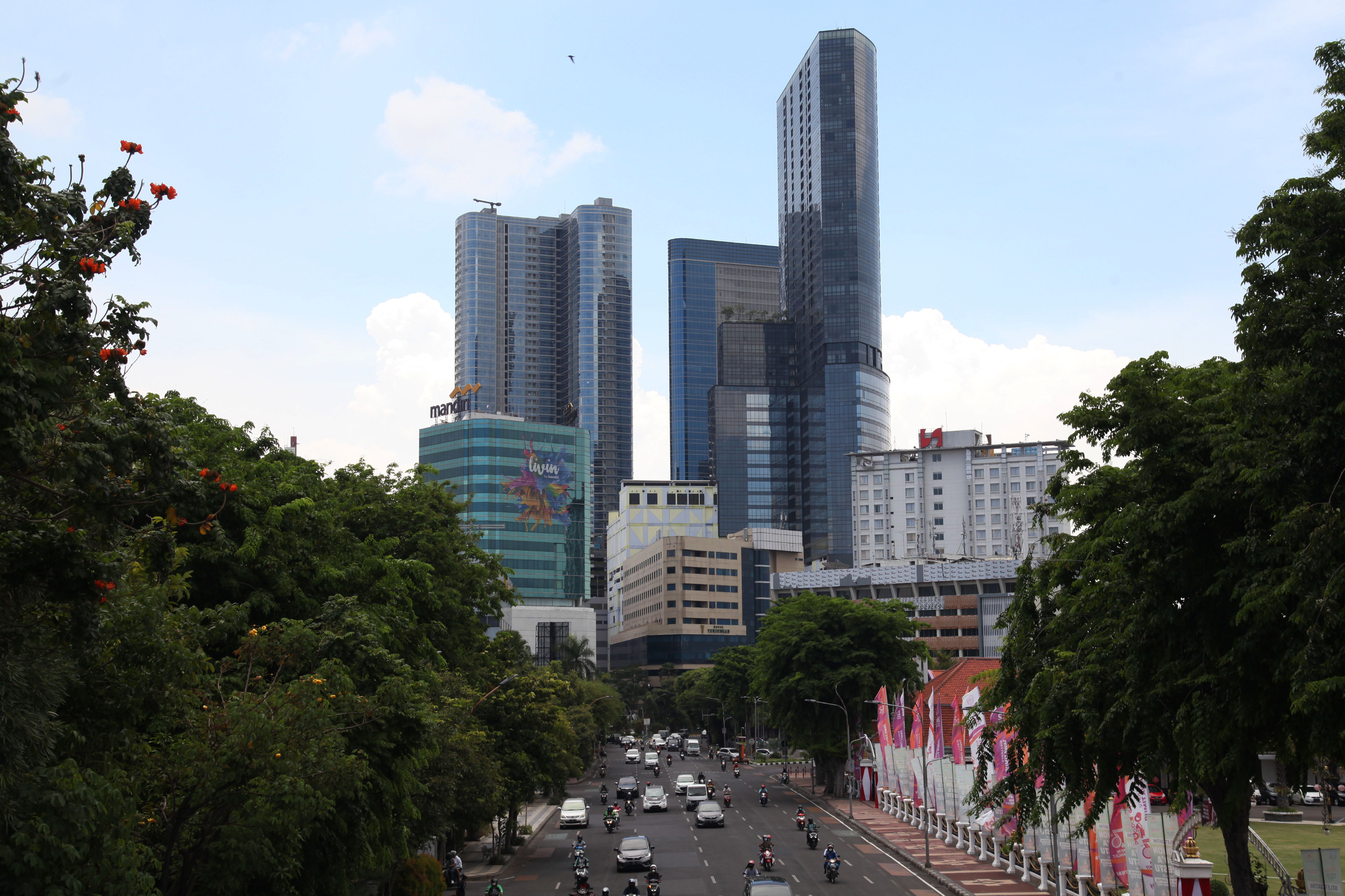 Ada sektor-sektor yang menjadi menjadi pendongkrak pertumbuhan ekonomi kuartal II/2024.