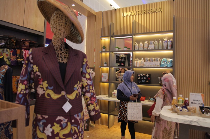 SUDAH KANTONGI NIB: UMKM batik mengikuti salah satu gelaran pameran di Kota Surabaya beberapa waktu lalu.
