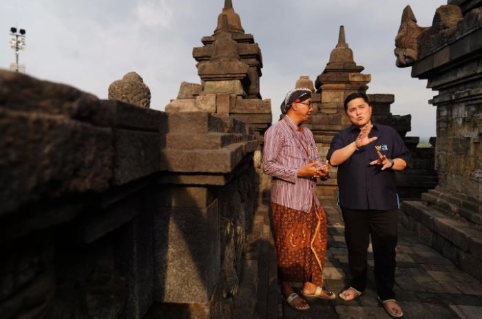 KUNJUNGAN: Menteri BUMN Erick Thohir saat mengunjungi Borobudur. Ia menyebut jika Borobudur harus dikelola dengan visi yang jelas dan komitmen yang kuat.
