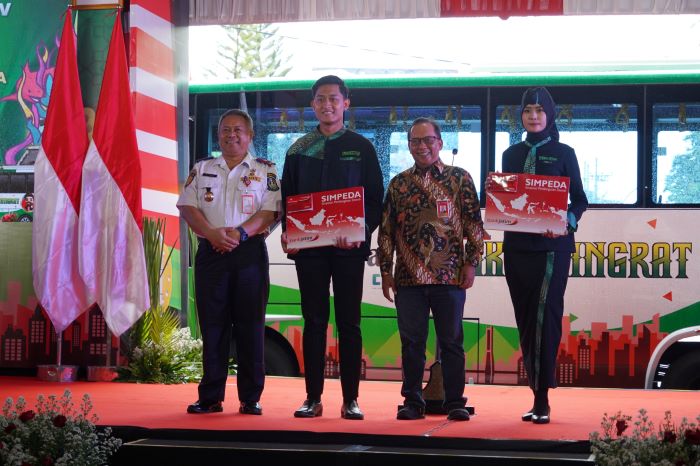 KERJA SAMA: Pembayaran Bus Trans Jatim Koridor V Terminal Bangkalan &ndash; Terminal Purabaya sudah bisa menggunakan QRIS Bank Jatim.
