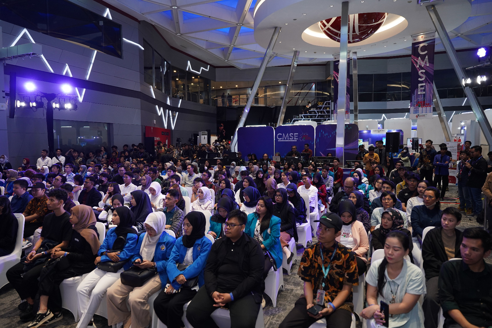 MEMBELUDAK: BEI sukses menggelar Capital Market Summit & Expo (CMSE) 2024 yang dihelat di main hall BEI, pekan lalu.