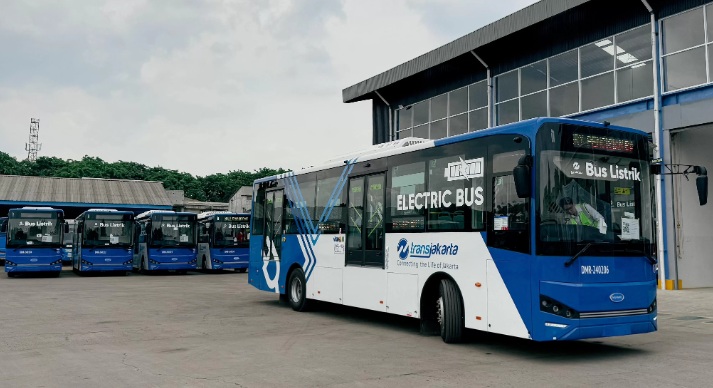 BARU: Sebanyak 90 unit bus Listrik milik Damri akan segera mengaspal akhir tahun ini.