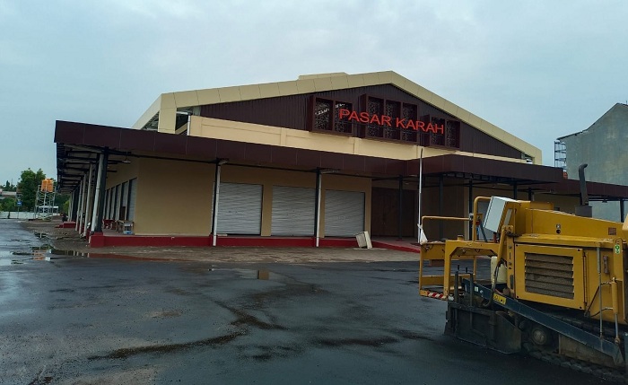 SIAP: Pasar Karah Baru yang berlokasi di Jalan Karah Lapangan Belakang tampil dengan wajah baru yang modern dan segar.