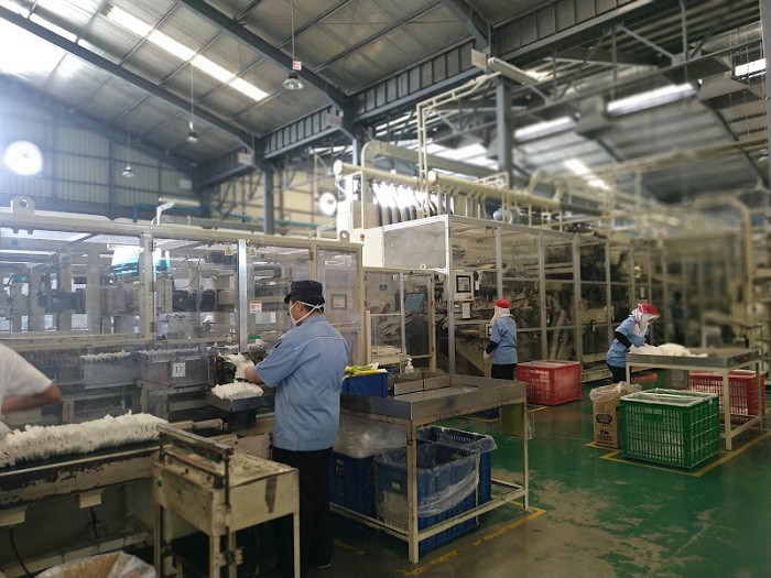 PABRIK POPOK: Industri manufaktur akan menjadi kunci bagi Indonesia untuk naik kelas menjadi negara maju.