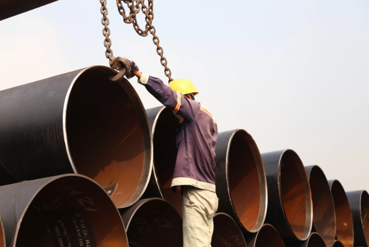 SIAP KIRIM: Krakatau Steel melalui anak usaha PT Krakatau Pipe Industries berhasil cetak rekor penjualan pipa baja tertinggi sepanjang sejarah.