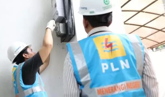 PERIKSA: Tarif listrik kembali normal mulai Maret ini, setelah selama dua bulan diskon 50 persen.