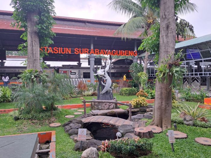 KEWAJIBAN: KAI Daop 8 Surabaya rutin membayar pajak ke Pemkot Surabaya sebagai sebuah kewajiban BUMN dalam upaya mendukung perekonomian negara.