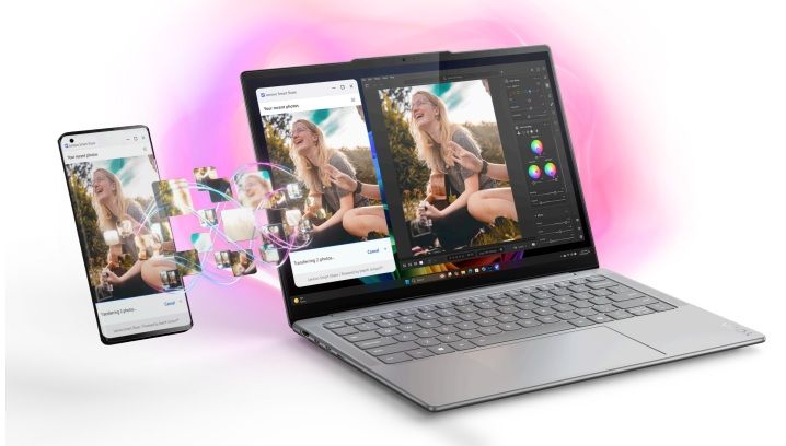 MUDAH: Fitur smart share di Lenovo Aura Edition memungkinkan berbagi gambar antara ponsel dan laptop dengan mudah sekaligus cepat menggunakan kecerdasan buatan.