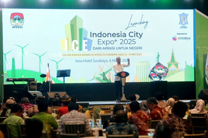 SEMANGAT: Wali Kota Surabaya Eri Cahyadi saat launching Musyawarah Nasional (Munas) VII dan Indonesia City Expo (ICE) ke-21 yang berlangsung di Vasa Hotel Surabaya, Kamis (6/3/2025).