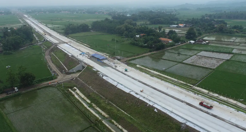 INFRASTRUKTUR: Tol Probowangi diharapkan dapat mengurangi kepadatan di jalur arteri, menurunkan biaya logistik, serta meningkatkan daya saing ekonomi daerah Probolinggo, Banyuwangi dan sekitarnya.