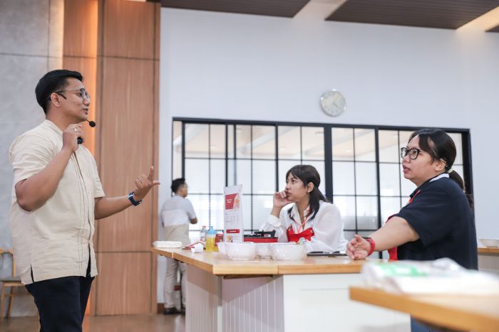 PUASA SEHAT: Ahli gizi dari Universitas Esa Unggul, Nazhif Gifari, membeberkan tips mengurangi konsumi garam agar tetap sehat selama menunaikan puasa Ramadan.