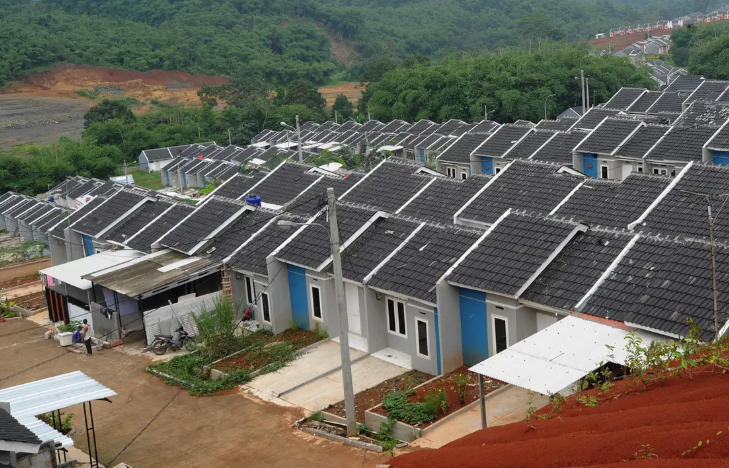 PROGRAM 3 Juta RUMAH: Pemerintah akan membangun tiga juta rumah bagi masyarakat yang belum memiliki rumah, satu juta di pedesaan, satu juta di pesisir, dan satu juta di perkotaan.