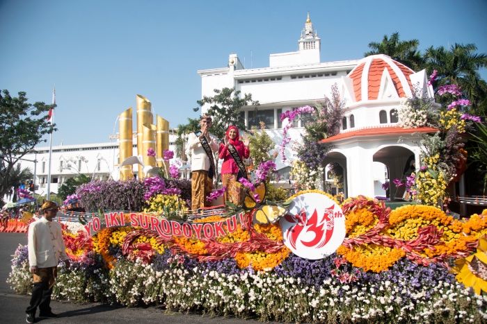 PENUH BUNGA: Parade Surabaya Vaganza tahun 2024. Tahun ini event yang sama Kembali akan digeber pada Minggu, 25 Mei 2025.